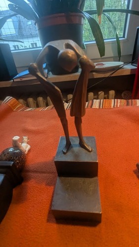 Massiver bronze skultur sein - bronze,