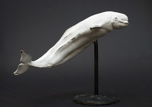 Bronzefigur beluga whale - whale,