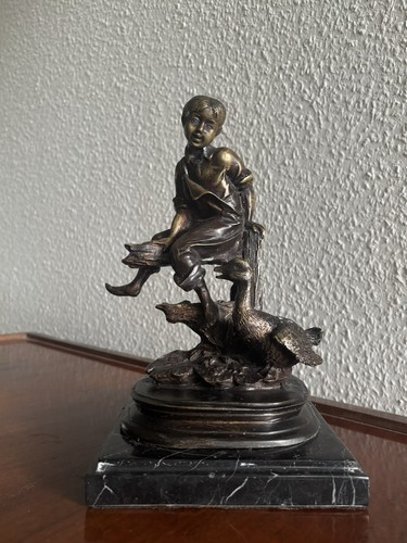 Bronze skulptur junge - bronze,