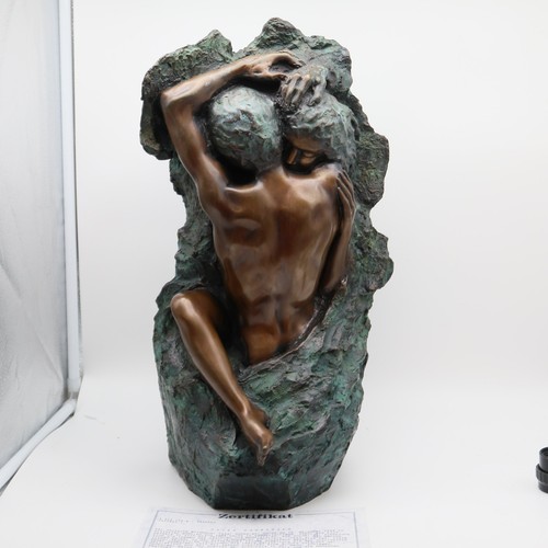 Liebespaar bronze figur - "liebespaar",