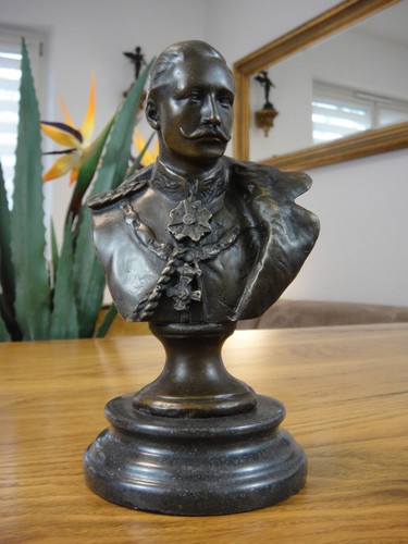 Bronze marmor statue kaiser - bronze,